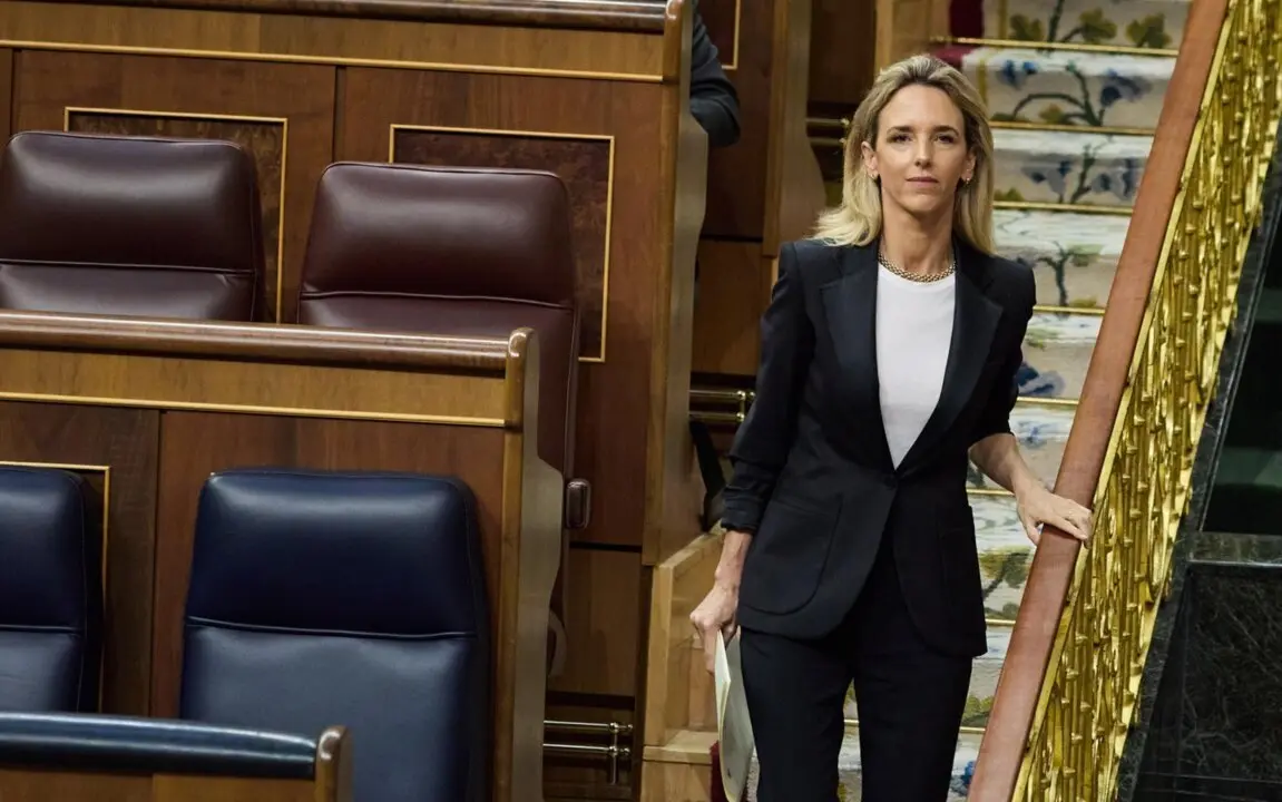  La diputada del PP Cayetana &Aacute;lvarez de Toledo durante una sesi&oacute;n plenaria en el Congreso de los Diputados, a 12 de junio de 2025, en Madrid (Espa&ntilde;a).<br>- Jes&uacute;s Hell&iacute;n - Europa Press 