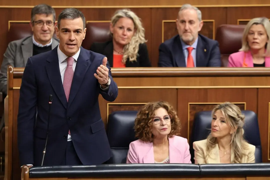  Archivo - El presidente del Gobierno, Pedro S&aacute;nchez, interviene durante una sesi&oacute;n de control al Gobierno en el Congreso de los Diputados, a 14 de mayo de 2025, en Madrid (Espa&ntilde;a).<br>- Marta Fern&aacute;ndez - Europa Press - Archivo 