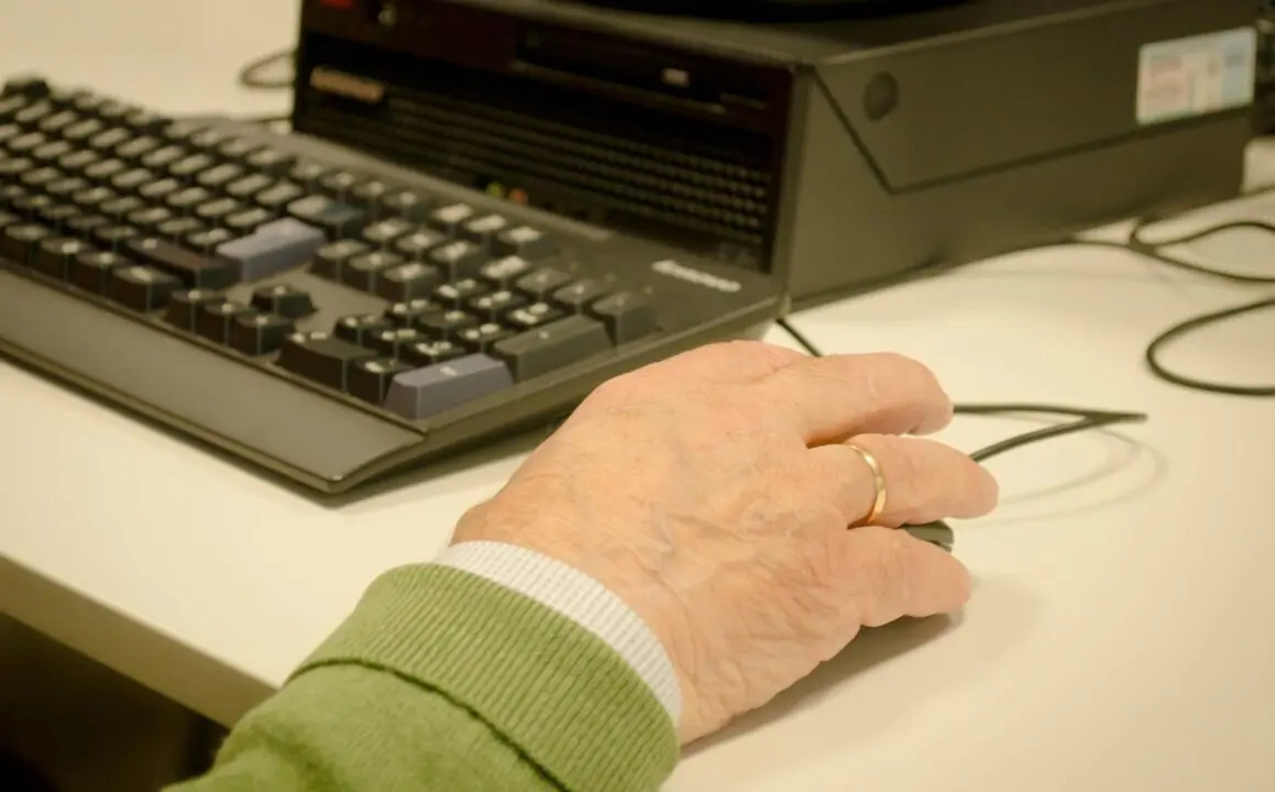  Archivo - El 75% de los mayores de 55 a&ntilde;os est&aacute; conectado a Internet<br>- EUROPA PRESS - Archivo 