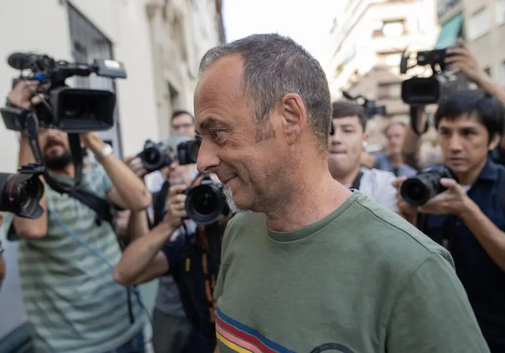  Francesco Arcuri, el excompa&ntilde;ero de Juana Rivas, a su llegada al punto de encuentro familiar este pasado martes<br>- Antonio L Ju&aacute;rez - Europa Press 