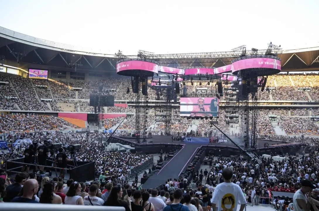  Vista general durante la quinta edici&oacute;n de La Velada del A&ntilde;o en el Estadio de La Cartuja, evento organizado por Ibai Llanos.<br>- Joaquin Corchero - Europa Press 