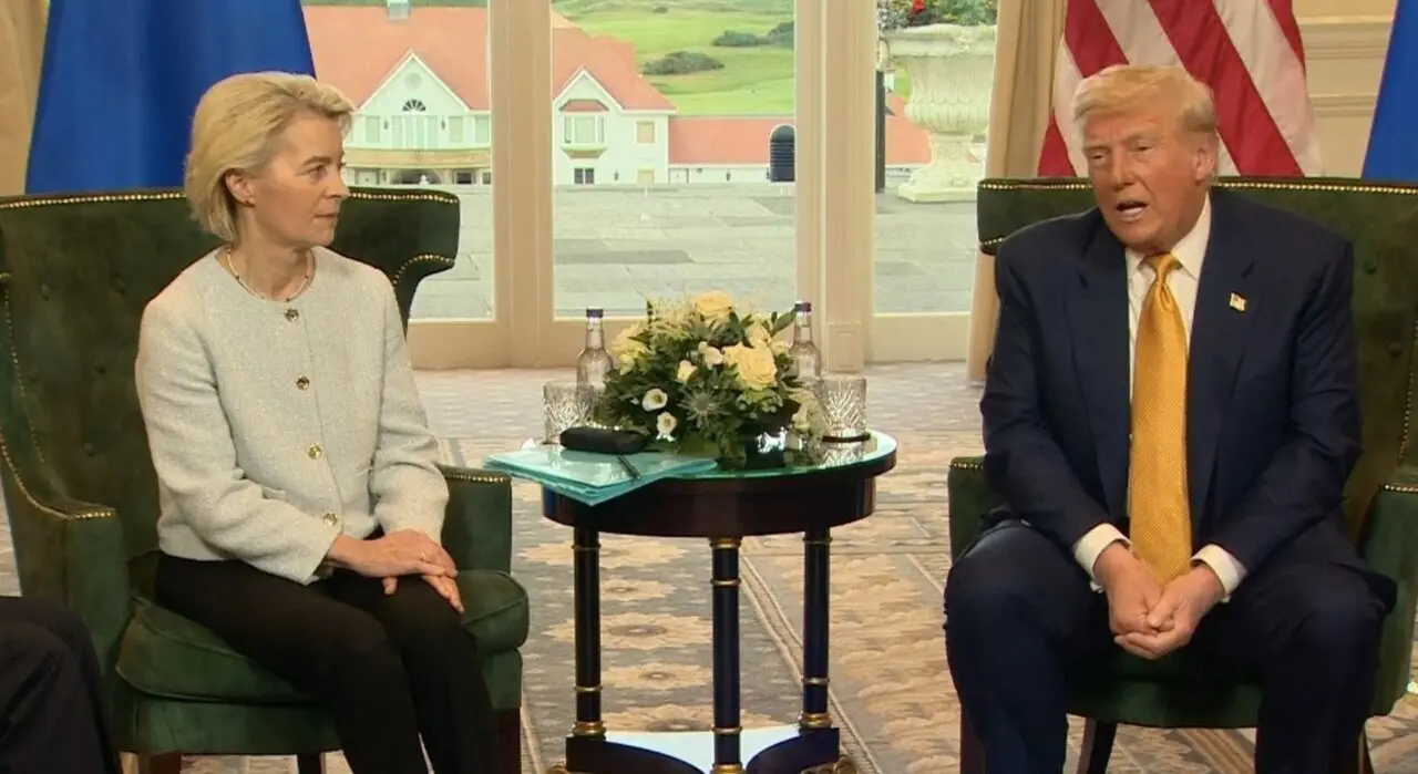  Ursula von der Leyen y Donald Trump en Turnberry (Escocia)<br>- COMISI&Oacute;N EUROPEA | EP 