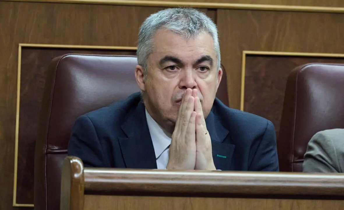 El exsecretario de Organizaci&oacute;n del PSOE, Santos Cerd&aacute;n, durante una sesi&oacute;n plenaria en el Congreso de los Diputados, a 12 de junio de 2025, en Madrid (Espa&ntilde;a).<br>- Jes&uacute;s Hell&iacute;n - Europa Press 