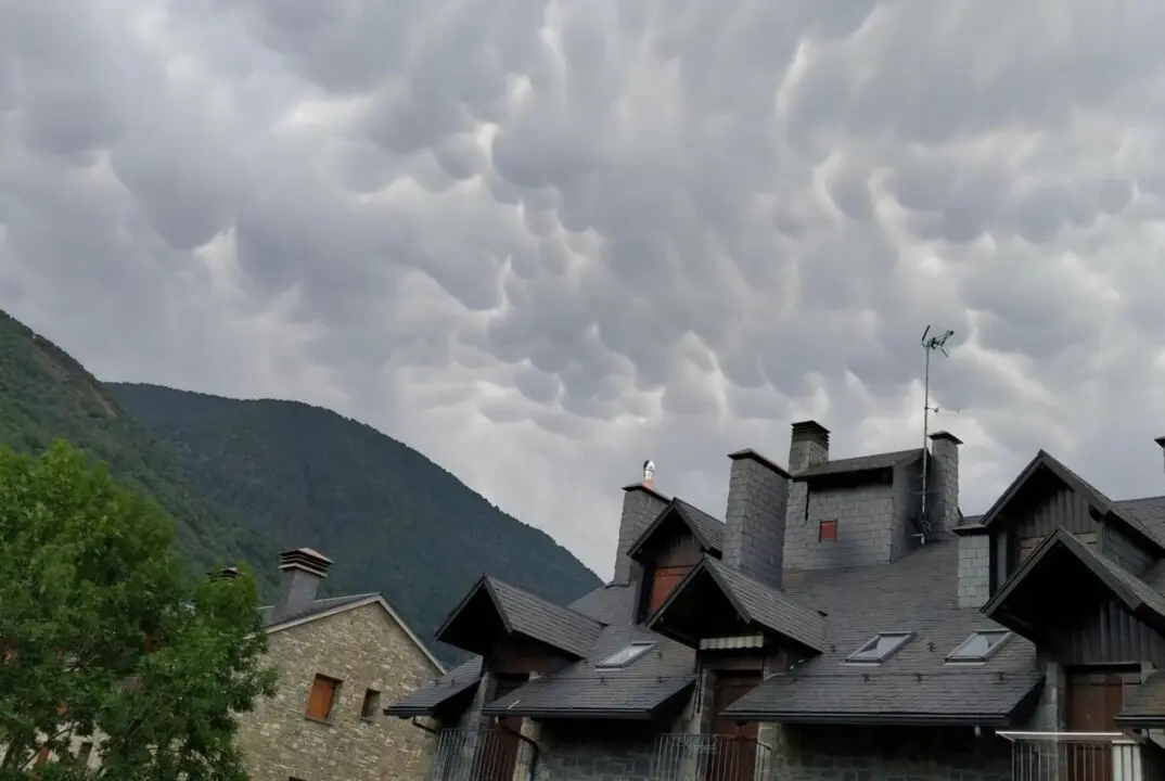  Cielo nublado, tormenta, dana, Pirineo, Biescas, Huesca<br>- EUROPA PRESS 