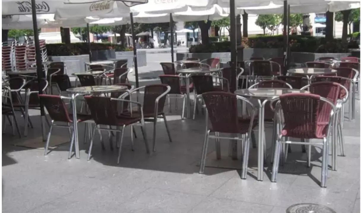  Terraza con veladores en C&oacute;rdoba 