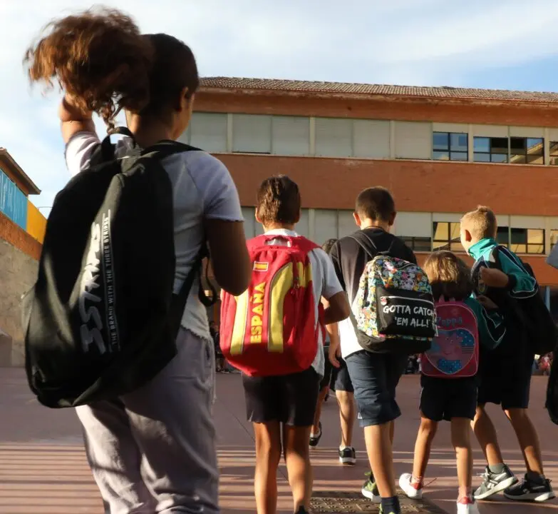  Archivo - Varios ni&ntilde;os a su llegada al colegio.<br>- Marta Fern&aacute;ndez Jara - Europa Press - Archivo 