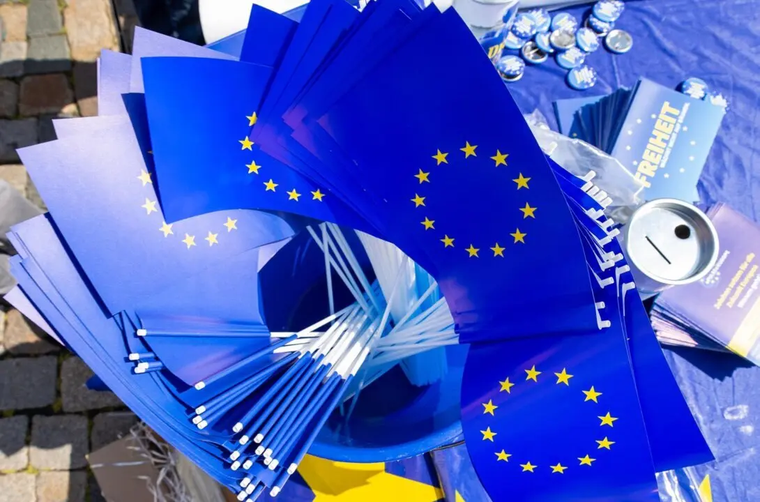  Archivo - Banderas de la UE en un acto de campa&ntilde;a en Alemania<br>- Daniel Sch&auml;fer/dpa - Archivo 