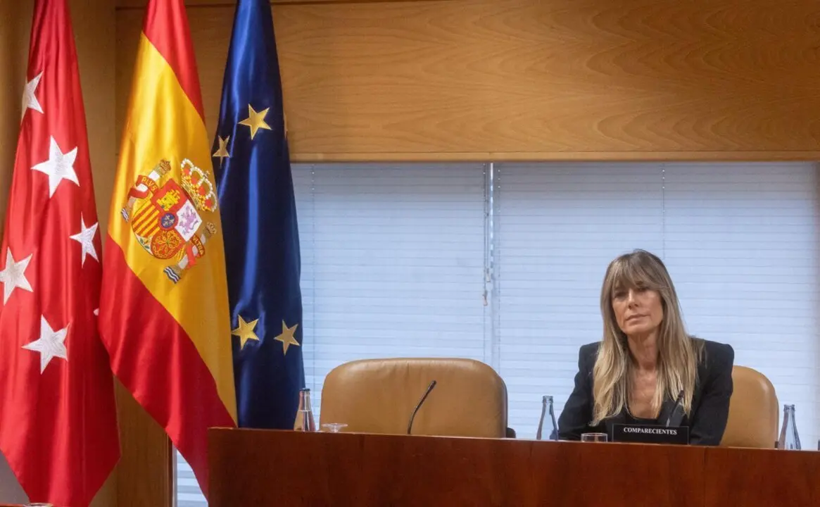  Archivo - La mujer del presidente del Gobierno, Bego&ntilde;a G&oacute;mez, durante la comisi&oacute;n de investigaci&oacute;n de la Asamblea de Madrid, a 13 de noviembre de 2024, en Madrid (Espa&ntilde;a). .<br>- Eduardo Parra - Europa Press - Archivo 
