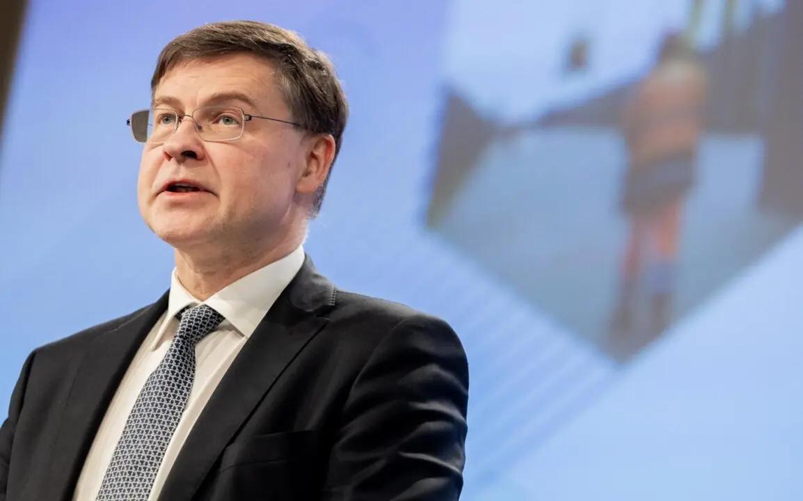  Archivo - HANDOUT - 24 January 2024, Belgium, Brussels: European Executive Vice President and Commissioner for Economy and Trade Valdis Dombrovskis gives a press conference on the Economic Security package, following the weekly meeting of the von der Leye<br>- Jennifer Jacquemart/European Com / DPA - Archivo 