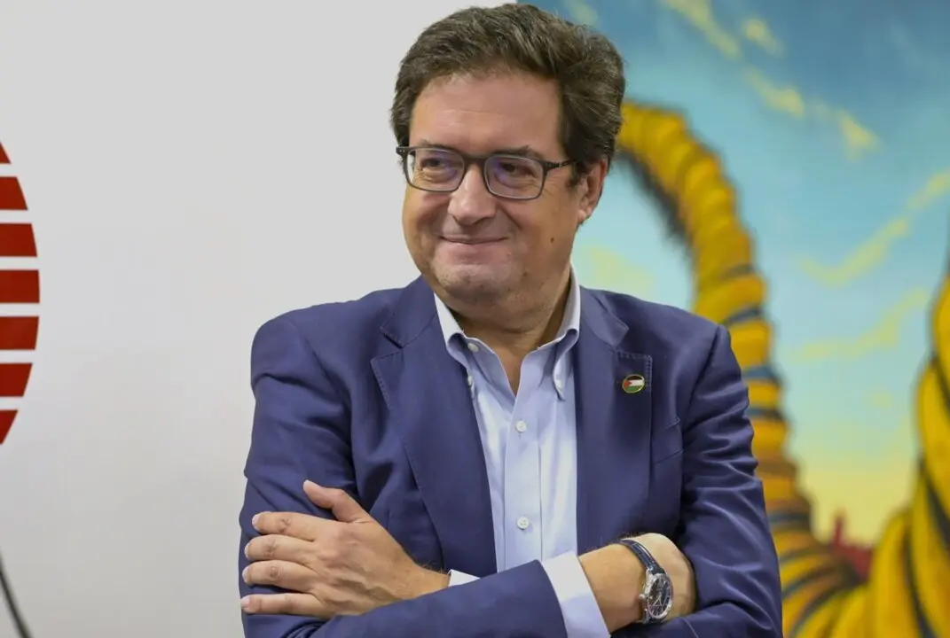  El ministro para la Transformaci&oacute;n Digital y de la Funci&oacute;n P&uacute;blica, &Oacute;scar L&oacute;pez, durante una visita a la empresa Multiverse Computing, a 20 de septiembre de 2025, en San Sebasti&aacute;n, Guip&uacute;zcoa, Pa&iacute;s Vasco (Espa&ntilde;a).<br>- Arnaitz Rubio - Europa Press 