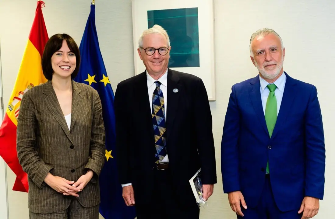  Diana Morant, Robert Kirshner y &Aacute;ngel V&iacute;ctor Torres.<br>- MICIU 