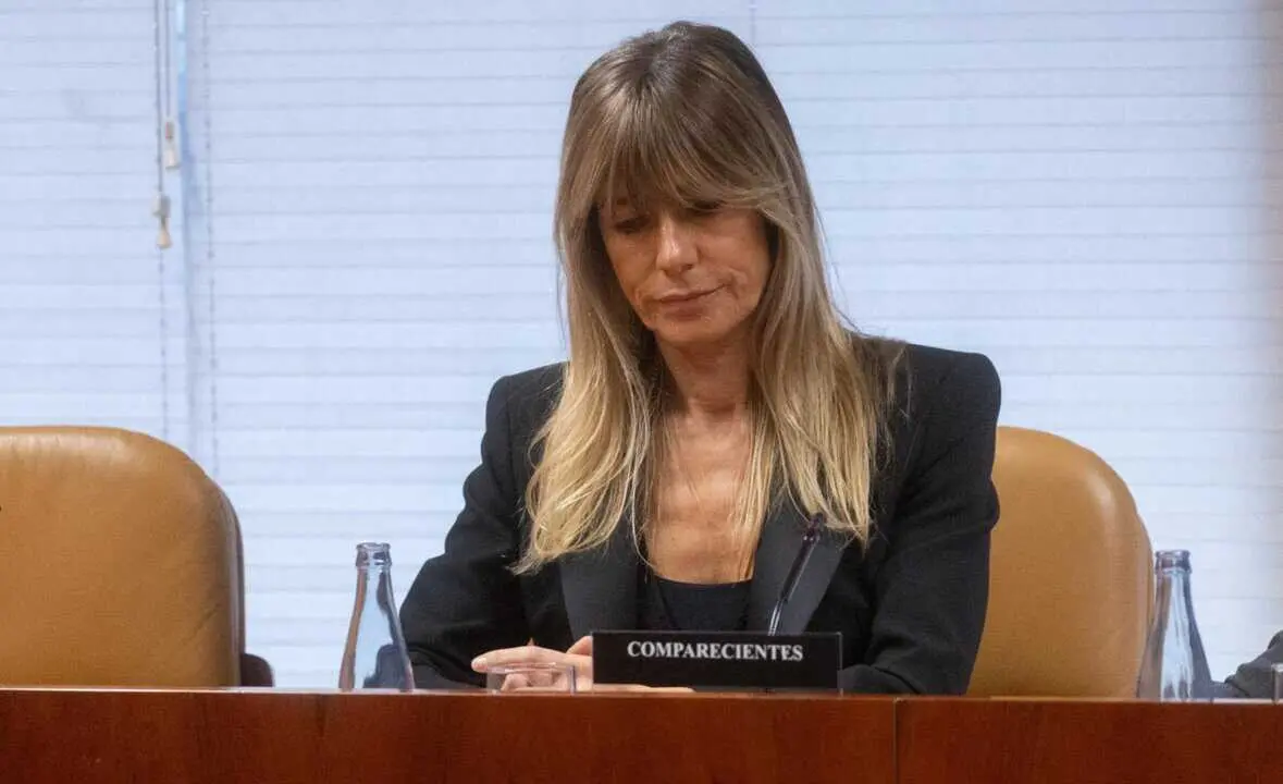  Archivo - La mujer del presidente del Gobierno, Bego&ntilde;a G&oacute;mez, durante la Comisi&oacute;n de Investigaci&oacute;n en la Asamblea de Madrid, a 13 de noviembre de 2024, en Madrid (Espa&ntilde;a).<br>- Eduardo Parra - Europa Press - Archivo 