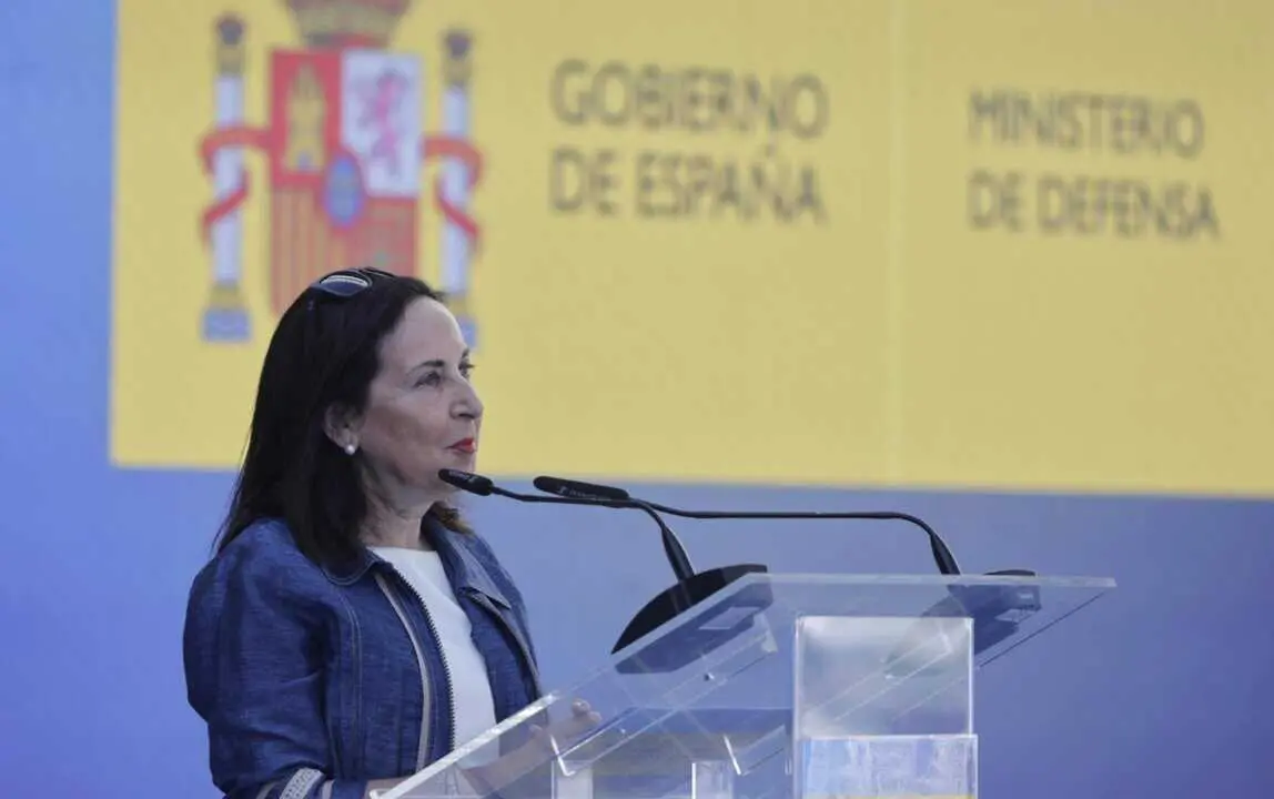 La ministra de Defensa, Margarita Robles, durante la ceremonia de puesta a flote del submarino S-82 'Monturiol', segunda unidad de la serie S-80 construida para la Armada, en el Astillero de Navantia, a 3 de octubre de 2025, en Cartagena, Murcia (Espa&ntilde;a).<br>- Mart&iacute;n C. - Europa Press 