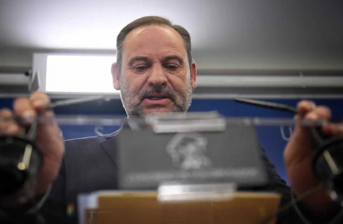  Archivo - El exministro Jos&eacute; Luis &Aacute;balos durante una rueda de prensa en el Congreso de los Diputados.<br>- Fernando S&aacute;nchez - Europa Press - Archivo 