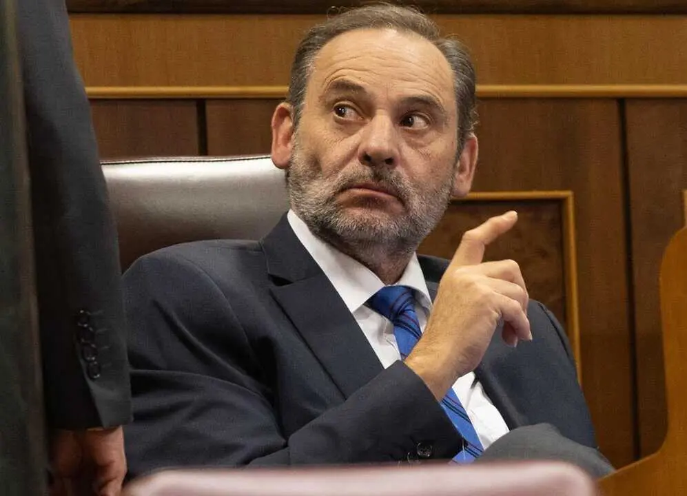  El diputado Jos&eacute; Luis &Aacute;balos, durante una sesi&oacute;n de control al Gobierno, en el Congreso de los Diputados, a 22 de octubre de 2025, en Madrid (Espa&ntilde;a).<br>- Eduardo Parra - Europa Press 