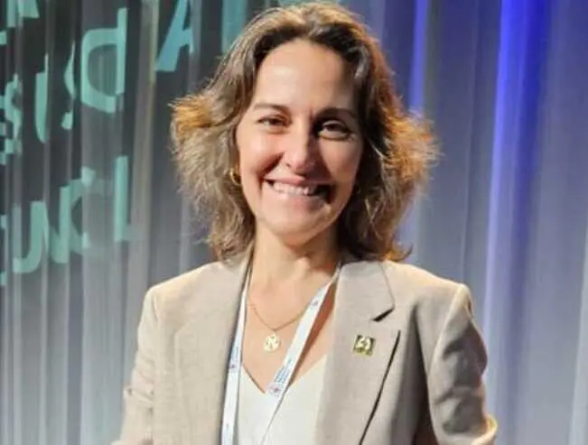  Dra. Marta Bernardino 