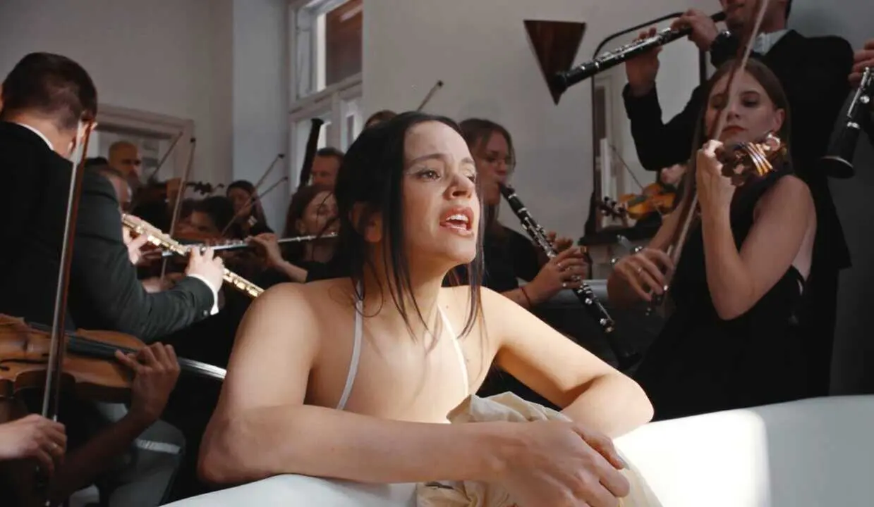  La artista Rosal&iacute;a publica 'Berghain' con Bj&ouml;rk e Yves Tumor.<br>- SONY MUSIC SPAIN 