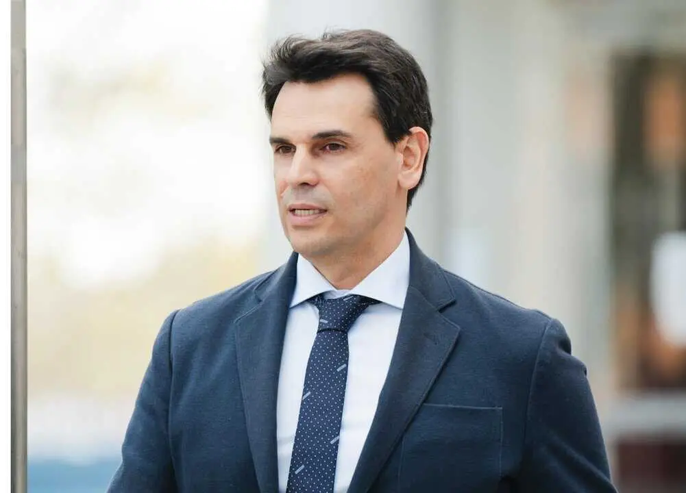  Archivo - La pareja de la presidenta de la Comunidad de Madrid, Alberto Gonz&aacute;lez Amador.<br>- Mateo Lanzuela - Europa Press - Archivo 