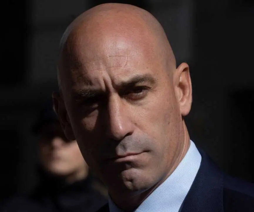  rchivo - El expresidente de la Real Federaci&oacute;n Espa&ntilde;ola de F&uacute;tbol (RFEF), Luis Rubiales, llega a la Audiencia Nacional, a 17 de mayo de 2024, en Madrid (Espa&ntilde;a). La Audiencia Nacional ha citado al expresidente de la Real Federaci&oacute;n Espa&ntilde;ola de F&uacute;tbol (RF - Eduardo Parra - Europa Press - Archivo 