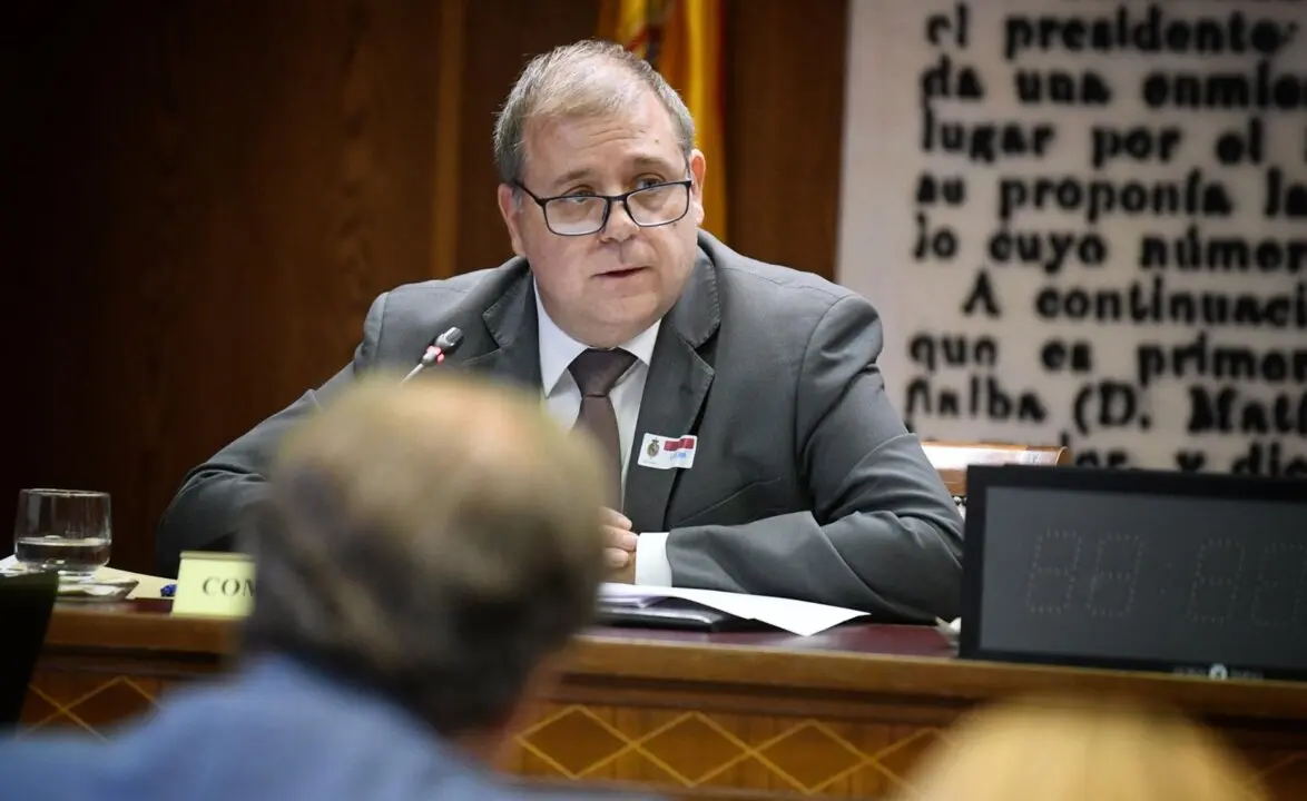 Archivo - El consejero de la sociedad espa&ntilde;ola de participaciones industriales (SEPI) y expresidente de correos y tel&eacute;grafos, Juan Manuel Serrano Quintana, comparece en la Comisi&oacute;n de Investigaci&oacute;n del &lsquo;caso Koldo&rsquo;, en el Senado, a 15 de septiembre de 202
- Fernando S&aacute;nchez - Europa Press - Archivo