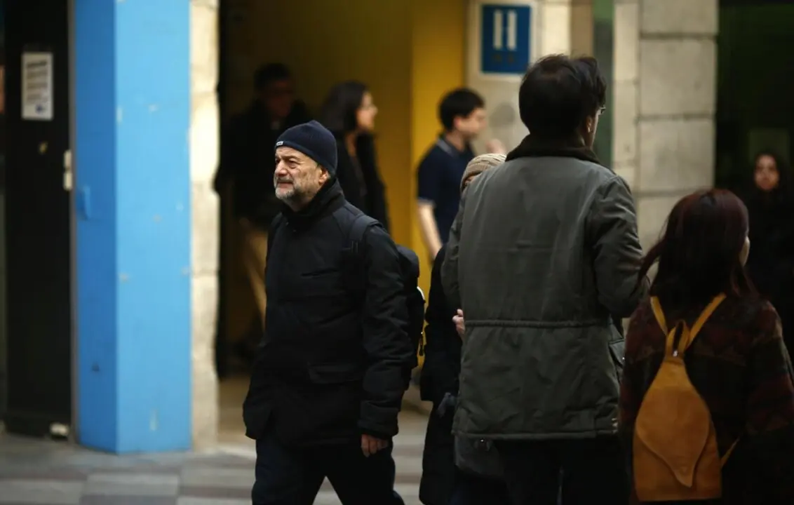 Archivo - Gente paseando en Madrid (Espa&ntilde;a).
- EUROPA PRESS - Archivo