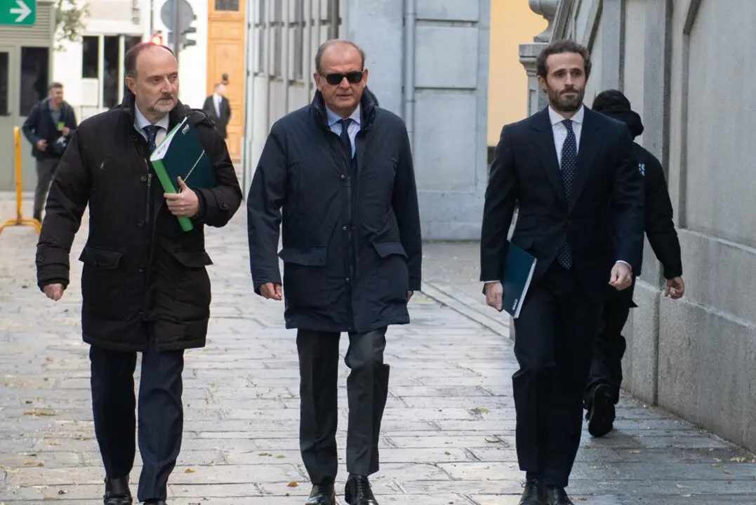 El exdirectivo de Acciona, Justo Vicente Pelegrini a su llegada al Tribunal Supremo, a 3 de diciembre de 2025, en Madrid (Espa&ntilde;a)
- Fernando S&aacute;nchez - Europa Press
