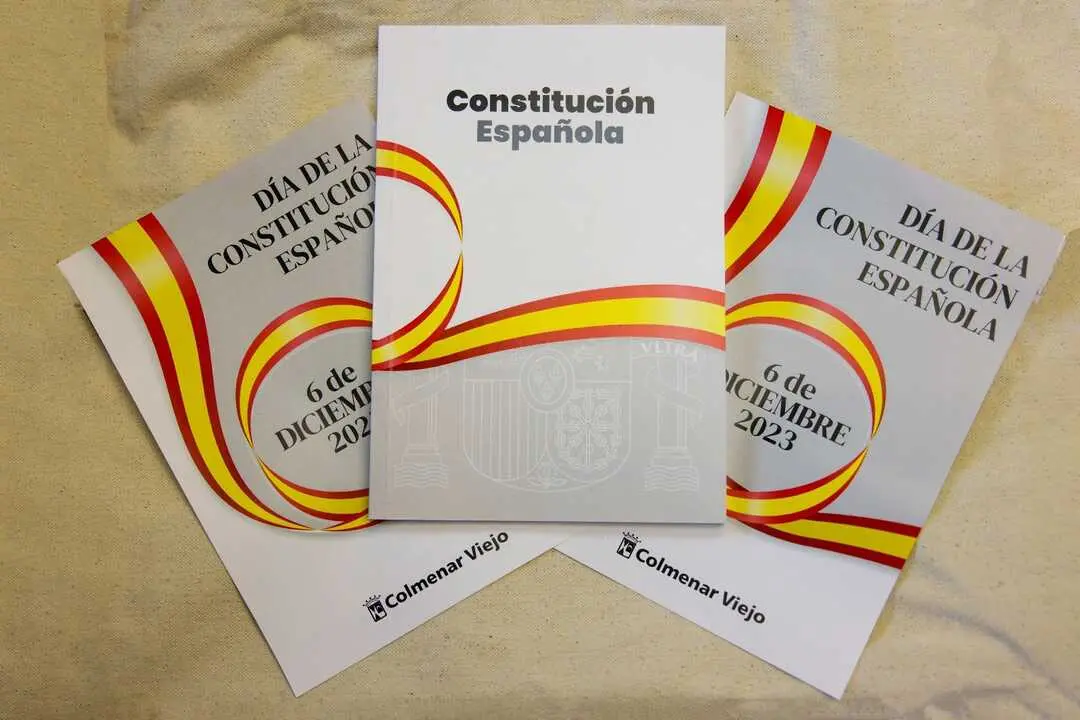 
<p> PSOE asume que no hay clima para blindar el aborto ni la igualdad en la Corona y Sumar pide hablar de Rep&uacute;blica, Senado y Estado federal</p>
<p>    MADRID, 6 (EUROPA PRESS)</p>
<p>   La vicesecretaria de Regeneraci&oacute;n Institucional del PP, Cuca Gamarra, ha defendido este s&aacute;bado que es "m&aacute;s importante que nunca" recuperar la concordia que alumbr&oacute; la Constituci&oacute;n de 1978 porque, a su juicio, la crisis pol&iacute;tica que se vive actualmente es tal que hoy ya ser&iacute;a imposible por ejemplo reeditar el acuerdo que su partido y el PSOE alcanzaron hace un a&ntilde;o para reformar el art&iacute;culo 49 de la Carta Magna con el fin de eliminar el t&eacute;rmino 'disminuido'.</p>
<p>   En una entrevista con el programa 'Parlamento' de 'RNE' recogida por Europa Press, Gamarra ha recalcado que esta crisis pol&iacute;tica tiene "mucho que ver" con el presidente del Gobierno, Pedro S&aacute;nchez, haya "abandonado" esa concordia y haya sembrado "una Espa&ntilde;a de muros y de divisiones" en lugar de un pa&iacute;s "para todos los espa&ntilde;oles".</p>
<p>   La dirigente 'popular' ha insistido en que en estos momentos no existe un ambiente de consenso para afrontar ning&uacute;n tipo de reforma. Y no lo hay en su opini&oacute;n porque la Mesa del Congreso, con mayor&iacute;a del PSOE y Sumar, est&aacute; "obstruyendo" la capacidad del Senado para legislar y porque el Gobierno incumple sus obligaciones constitucionales al no presentar Presupuestos Generales.</p>
<p>    Preguntada sobre si el PP reformar&aacute; o retocar&aacute; la Constituci&oacute;n en caso de llegar al Gobierno, Gamarra ha explicado que, para el PP, "ahora mismo" lo m&aacute;s importante es "fortalecer" las instituciones, a trav&eacute;s de una regeneraci&oacute;n democr&aacute;tica que, a su juicio, "es urgente y necesaria". "Y a partir de ah&iacute; --ha proseguido--, construir un nuevo clima de concordia".</p>
<p>EL PP NO VE "URGENTE" LA REFORMA SOBRE LA CORONA</p>
<p>   En todo caso, la diputada 'popular' considera que hoy por hoy "no hay ninguna revisi&oacute;n urgente de la Carta Magna", aunque si hay que hacer alguna, se podr&aacute; hacer en el futuro, como puede ser la de garantizar la igualdad de hombres y mujeres en la sucesi&oacute;n a la Corona.</p>
<p>   Tambi&eacute;n el diputado del PSC Jos&eacute; Zaragoza se ha pronunciado en el mismo programa sobre la necesidad de retocar la Constituci&oacute;n. Zaragoza asume que la propuesta del PSOE para blindar el derecho al aborto en la Constituci&oacute;n no se va poder llevar a cabo por la negativa del PP y que tampoco hay clima para acabar con la discriminaci&oacute;n por sexo para el acceso a la Corona.</p>
<p>   Respecto al derecho al aborto, Zaragoza ha destacado que el PP reconoce que la sociedad lo reclama, pero "se niega a blindarlo" para dejar abierta "la posibilidad de prohibirlo en cualquier momento". "Cuando se aprob&oacute; la ley del aborto, la primera vez no ten&iacute;a consenso. Vamos a reconocer que el consenso de la sociedad ha avanzado, pero no sabemos si ha avanzado tambi&eacute;n en los partidos pol&iacute;ticos", ha apuntado.</p>
<p>   Los socialistas tambi&eacute;n son partidarios de eliminar la primac&iacute;a del var&oacute;n para heredar el trono, pero Zaragoza recuerda que esa modificaci&oacute;n de la Constituci&oacute;n requiere de una "mayor&iacute;a agravada" que implica disoluci&oacute;n de las Cortes, elecciones y refer&eacute;ndum, un "proceso muy dif&iacute;cil". "Yo no descartar&iacute;a esa posibilidad, es algo factible, pero no veo los tiempos que estamos viviendo como muy favorables a cualquier reforma que conlleve tantos cambios y tantas dificultades", reconoce.</p>
<p>"CUANDO LA DERECHA NO GOBIERNA, SE RADICALIZA"</p>
<p>   Al ped&iacute;rsele opini&oacute;n sobre la actual tensi&oacute;n institucional, el diputado socialista ha denunciado que "siempre que la derecha est&aacute; fuera del poder se radicaliza y crispa" y ha recordado que tambi&eacute;n se vivieron momentos complicados con la "agresiva oposici&oacute;n" de Jos&eacute; Mar&iacute;a Aznar a Felipe Gonz&aacute;lez o de Mariano Rajoy a Jos&eacute; Luis Rodr&iacute;guez Zapatero.</p>
<p>   Respecto a que un a&ntilde;o m&aacute;s, Vox se haya borrado de la recepci&oacute;n del Congreso por el d&iacute;a de la Constituci&oacute;n, Gamarra ha comentado que "cada uno tiene que dar las explicaciones de por qu&eacute; no est&aacute;". A su juicio, lo que se reivindica el 6 de diciembre es la Constituci&oacute;n espa&ntilde;ola "que votaron mayoritariamente y de una manera abrumadora los espa&ntilde;oles". "Por lo tanto, es un d&iacute;a para estar", ha concluido.</p>
<p>   Por su parte, Zaragoza achaca la ausencia en los actos oficiales de los nacionalistas e independentistas y de los de Santiago Abascal a que estos partidos consideran que "la radicalidad tiene premio" y quieren evidenciar su "enfrentamiento con la Constituci&oacute;n". En concreto, ha dicho que Vox lo hace porque tiene "nostalgia del franquismo" y los independentistas, porque la Carta Magna "permite la convivencia de la pluralidad de Espa&ntilde;a y ellos lo que quieren es romper".</p>
<p>Y EN VIVIENDA ESTAMOS DONDE ESTAMOS</p>
<p>   Y tambi&eacute;n ha estado en 'Parlamento' la portavoz de Sumar, Ver&oacute;nica Mart&iacute;nez Barbero, quien ha defendido que la "interpretaci&oacute;n evolutiva" que hace el Tribunal Constitucional de la Carta Magna y que permite su adaptaci&oacute;n en el tiempo "llega hasta donde llega" y que hay preceptos que tienen que ser revisados.</p>
<p>    Adem&aacute;s, el blindaje del aborto, abogado por pasar de la actual monarqu&iacute;a parlamentaria a un r&eacute;gimen republicano, un cambio que, a su juicio contar&iacute;a con el apoyo de "gran parte de la ciudadan&iacute;a", sobre todo "viendo la impunidad con la que se han tratado determinados comportamientos delictivos del rey em&eacute;rito".</p>
<p>   Pero Sumar tambi&eacute;n es partidaria de "darle una vuelta" al Senado y al "modelo de Estado" para avanzar en la federalizaci&oacute;n del pa&iacute;s. "Y no podemos entender esto de que Espa&ntilde;a es un Estado social de Derecho y que la propiedad de cualquier titularidad debe centrarse en atender al inter&eacute;s p&uacute;blico y que, por ejemplo, en materia de viviendas, estemos donde estamos", ha a&ntilde;adido Barbero.</p>
<p>    Preguntada sobre la falta de consenso para avanzar en ese sentido, la portavoz de Sumar ha apelado a la "valent&iacute;a" para abrir el debate: "Hasta que no se plantean tampoco sabemos c&oacute;mo se posicionan las distintas organizaciones y cu&aacute;les son los argumentos que nos dan", ha dicho. </p>
      