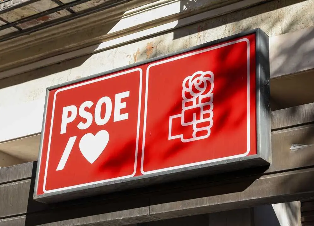 Fachada de la sede del PSOE en Ferraz, a 27 de noviembre de 2025, en Madrid (Espa&ntilde;a).