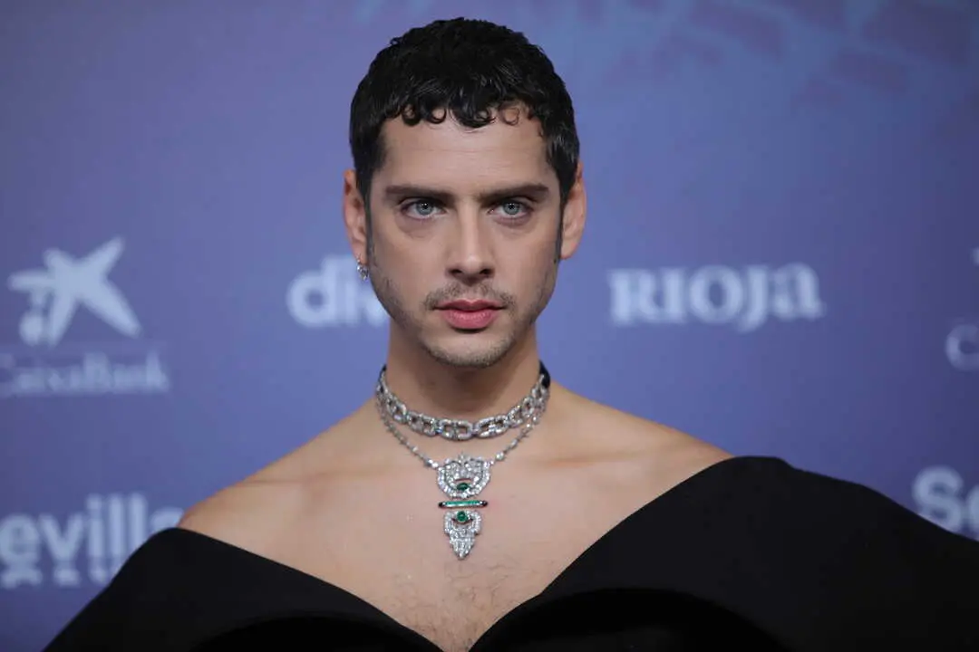 Archivo - El actor Eduardo Casanova posa en la alfombra roja previa a la gala de la 37 edici&oacute;n de los Premios Goya, en el Palacio de Congresos y Exposiciones FIBES, a 11 de febrero de 2023, en Sevilla, Andaluc&iacute;a (Espa&ntilde;a). La Academia celebra la calidad de