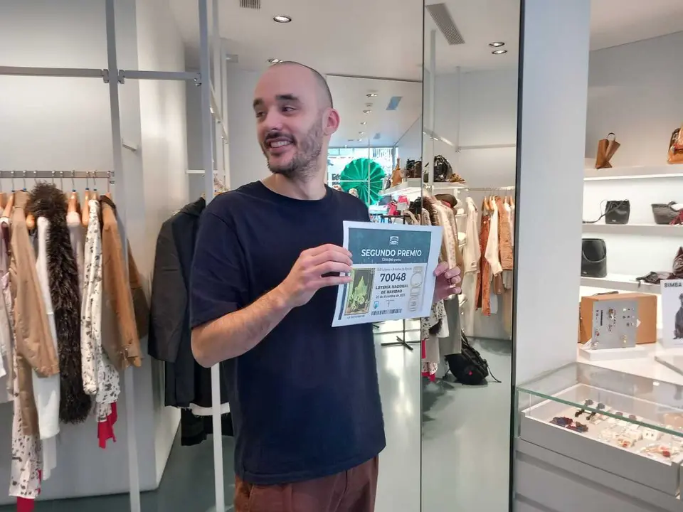 Uno de los trabajadores de Bimba y Lola de Logro&ntilde;o, agraciado con un segundo premio; 'De momento tengo que asumirlo'