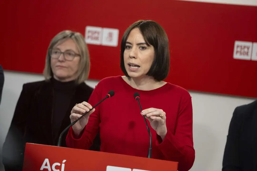 Archivo - La ministra de Ciencia, Innovaci&oacute;n y Universidades y secretaria general del PSPV-PSOE, Diana Morant, durante una rueda de prensa, en la sede del PSPV-PSOE, a 28 de febrero de 2025, en Valencia, Comunidad Valenciana (Espa&ntilde;a).