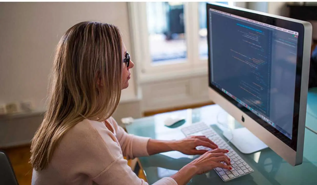  El n&uacute;mero de empresas activas en Andaluc&iacute;a crece un 2,1% en 2025 y supera el total de las 540.000 