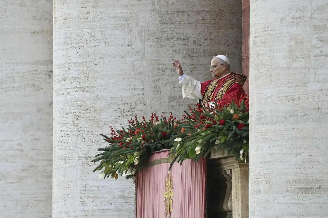 El Papa en la plaza de San Pedro el d&iacute;a de Navidad.