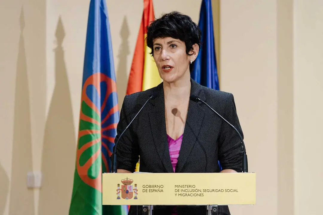 Archivo - La ministra de Inclusi&oacute;n, Seguridad Social y Migraciones, Elma Saiz
