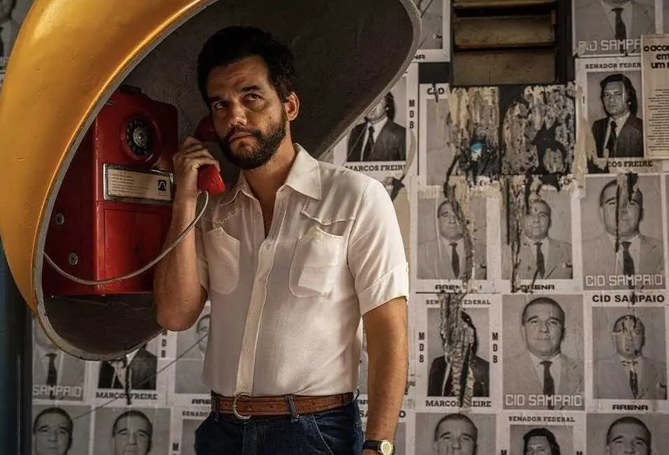 La brasile&ntilde;a 'El agente secreto' deja sin premio a 'Sirat' en los Critics Choice Awards