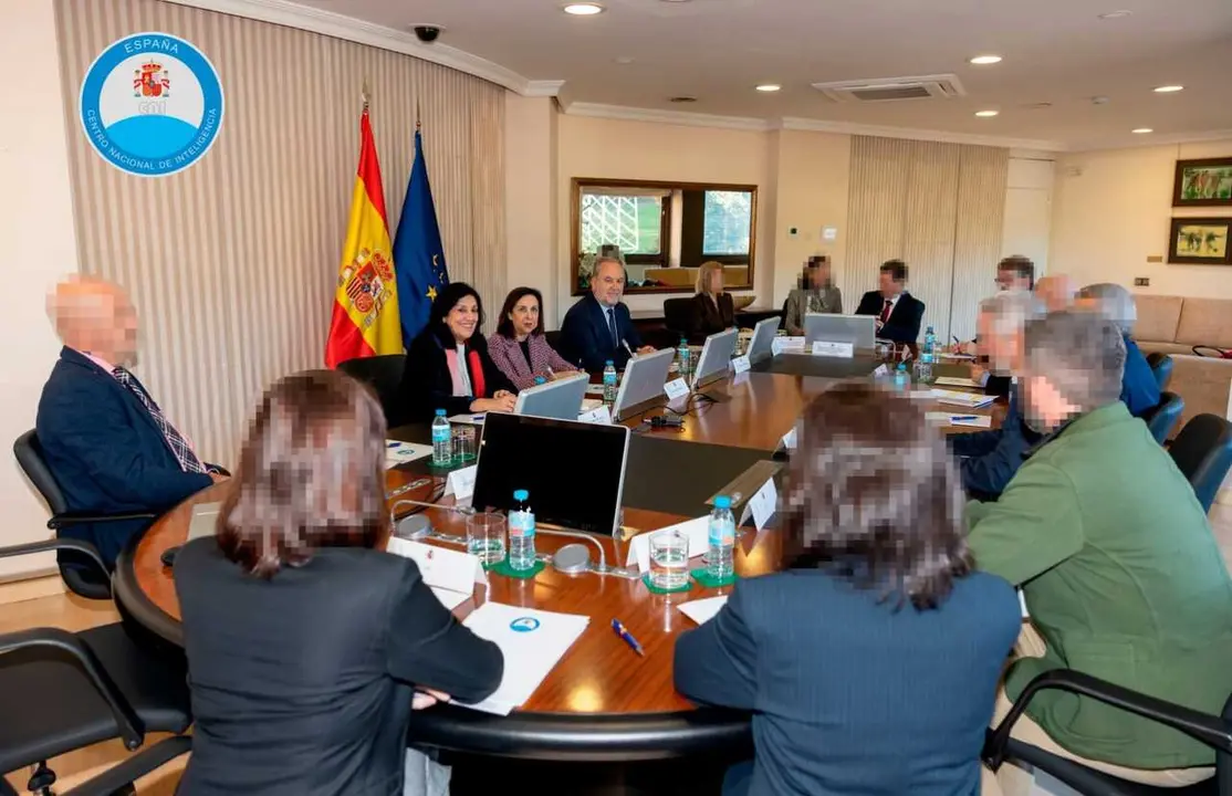 La ministra de Defensa, Margarita Robles, visita la sede central del CNI.