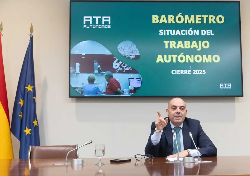 El presidente de ATA, Lorenzo Amor, durante una rueda de prensa, en la sede de la CEOE, a 12 de enero de 2026, en Madrid (Espa&ntilde;a). Durante su comparecencia ha presentado el Bar&oacute;metro de ATA correspondiente al cierre de 2025.