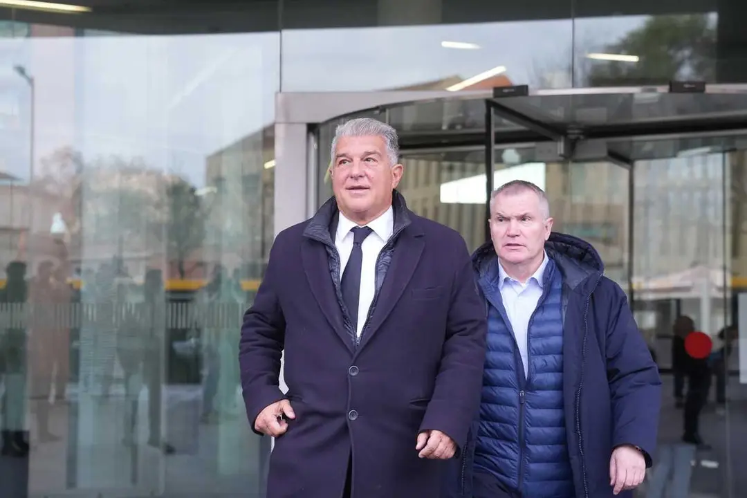 El presidente del F.C. Barcelona, Joan Laporta, a su llegada a la Ciutat de la Justicia.