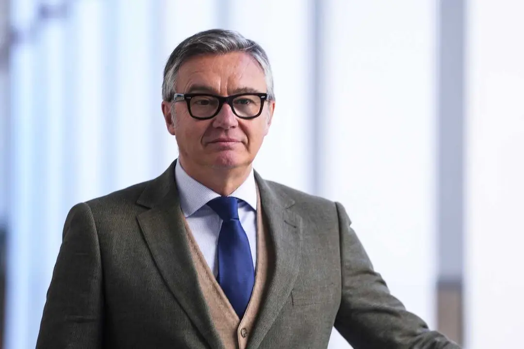 El portavoz del grupo parlamentario Vox en Andaluc&iacute;a, Manuel Gavira, atiende a medios antes de la celebraci&oacute;n de la Diputaci&oacute;n Permanente en el Parlamento andaluz. A 12 de enero de 2026, en Sevilla (Andaluc&iacute;a, Espa&ntilde;a). 