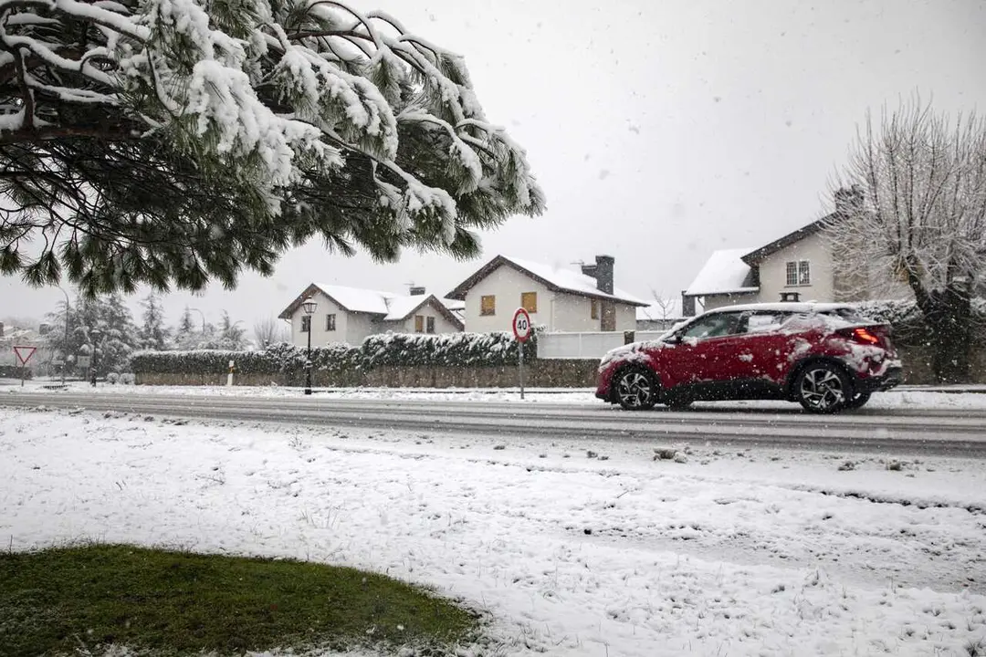 Nevada provocada por la borrasca a su paso por El Boalo
