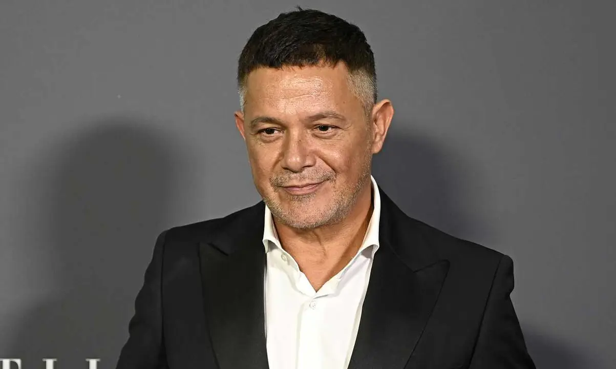 (Foto de ARCHIVO)
Alejandro Sanz durante la gala 'ELLE X FUTURE' que celebra la revista Elle en el Consulado de Italia, a 26 de noviembre de 2025, en Madrid (Espa&ntilde;a). ELLE x Future es una noche para rendir homenaje al futuro, al planeta y a la sostenibilidad y reconocer la labor social y medioambiental de la mano de muchos rostros conocidos comprometidos con un planeta mejor. Adem&aacute;s, durante la gala se entrega el ELLE Eco Award 2025 para rendir homenaje a uno de los asistentes por su compromiso y labor social y medioambiental.

Francisco Guerra / Europa Press
26/11/2025