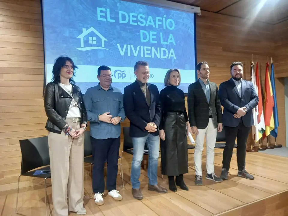 Gamarra exige que 'de manera urgente' se presente un Real Decreto Ley con '&uacute;nicamente' la revalorizaci&oacute;n de pensiones