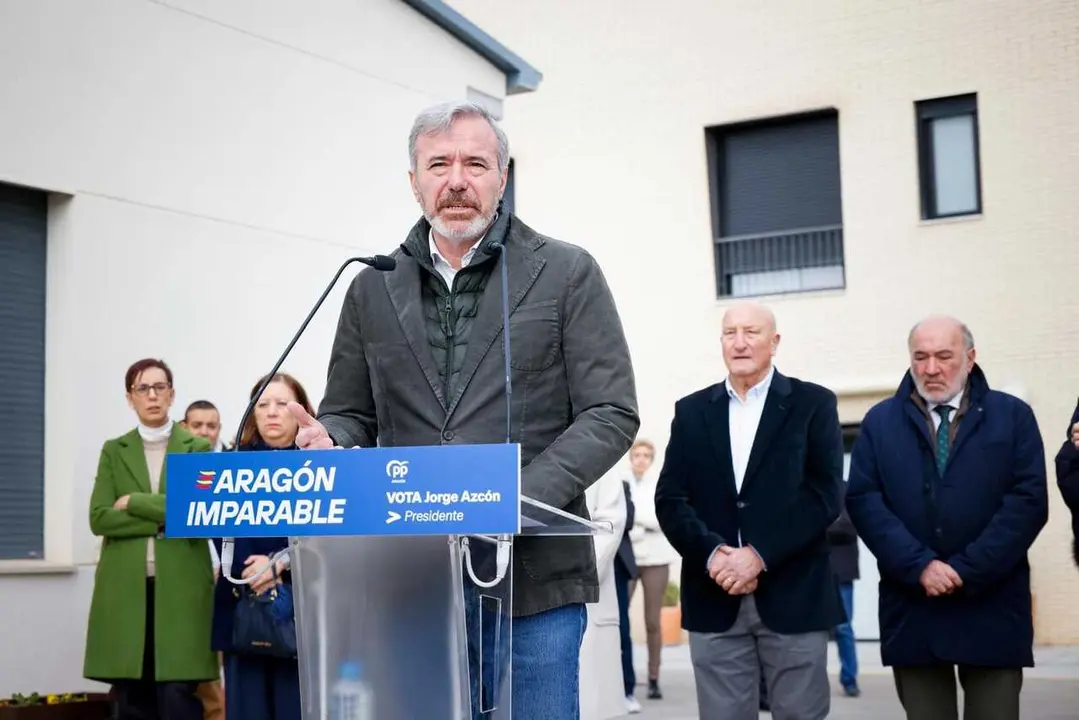 El candidato del PP a la Presidencia del Gobierno de Arag&oacute;n,Joge Azc&oacute;n, en Calatayud.