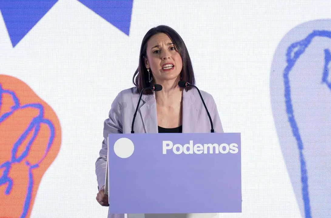 La secretaria pol&iacute;tica de Podemos y eurodiputada, Irene Montero, interviene durante el acto &lsquo;Regularizaci&oacute;n son derechos&rsquo;, a 26 de enero de 2026, en Madrid (Espa&ntilde;a).