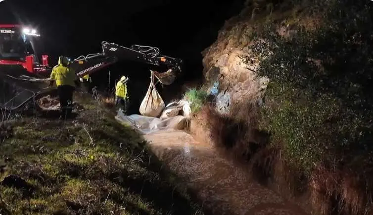 Labores realizadas esta madrugada por las unidades de la UME desplegadas en la mina Los Frailes | Captura de pantalla-UME