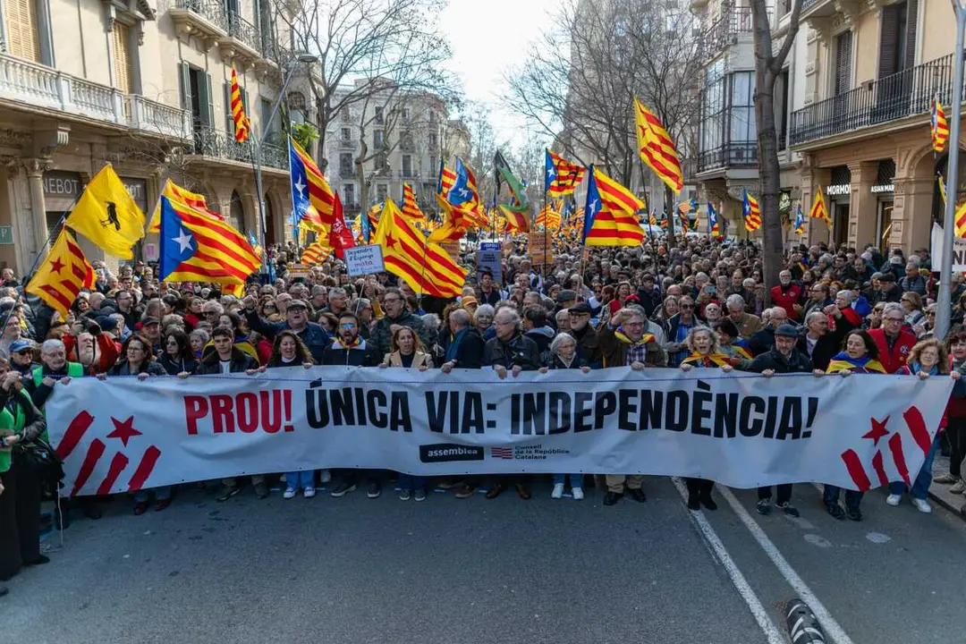 Manifestaci&oacute;n en Barcelona contra la situaci&oacute;n de Rodalies