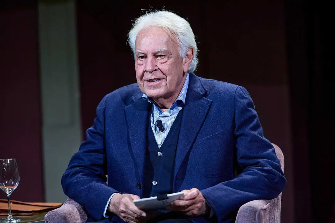 El expresidente del Gobierno Felipe Gonz&aacute;lez durante los Desayunos del Ateneo, a 10 de febrero de 2026, en Madrid (Espa&ntilde;a).