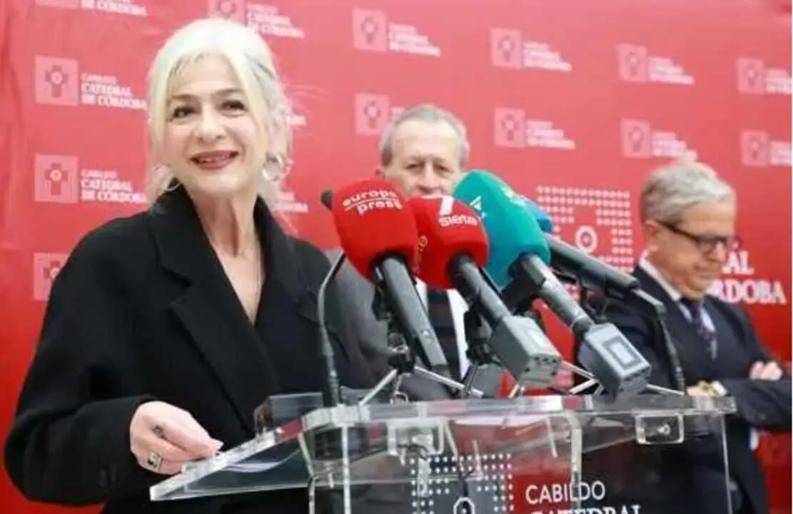  La consejera de Cultura afirma que los conjuntos al aire libre han sufrido "peque&ntilde;os desperfectos" 