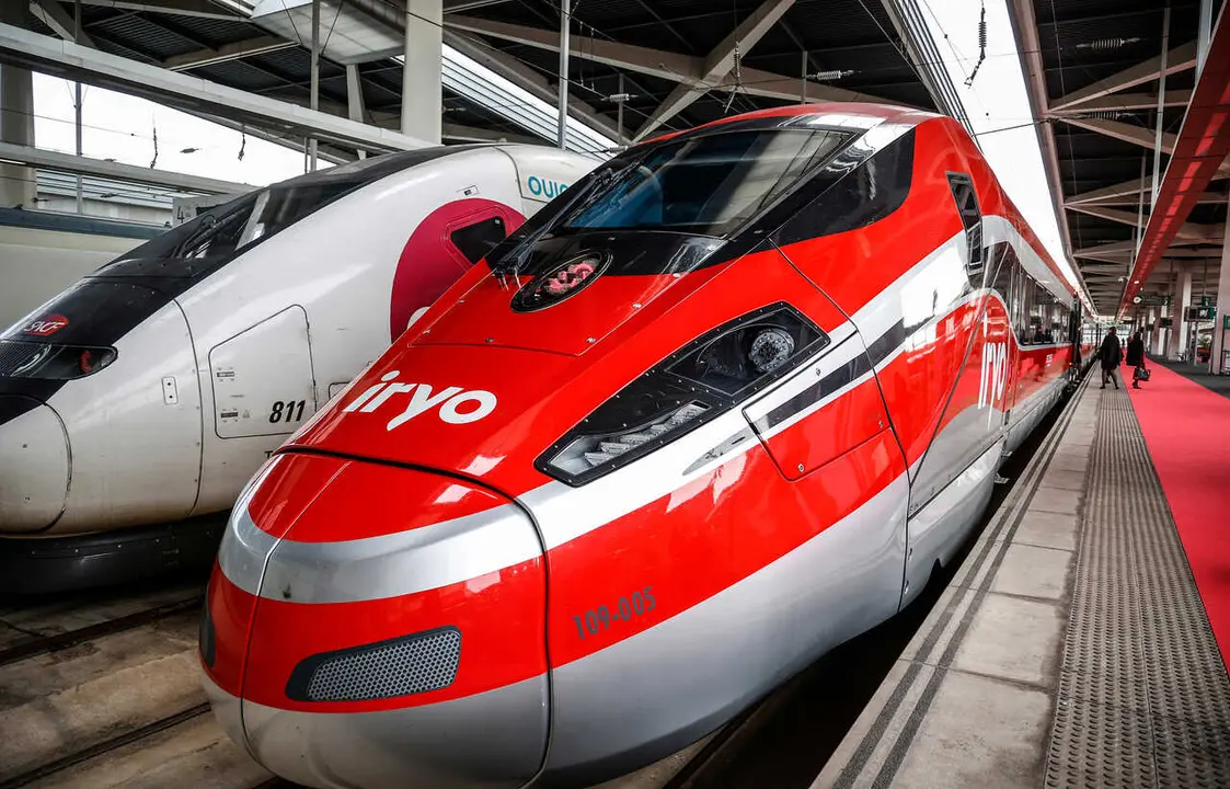 ROBER SOLSONA&hellip;20221121&hellip;.VALENCIA&hellip;..Llegada a la Estaci&oacute;n de Val&egrave;ncia Joaqu&iacute;n Sorolla, donde se realizar&aacute;n las intervenciones institucionales y corporativas de iryo. Asisten la ministra de Transportes, Movilidad y Agenda Urbana, Raquel S&aacute;nchez, y el 'president' de la Generalitat, Ximo Puig.