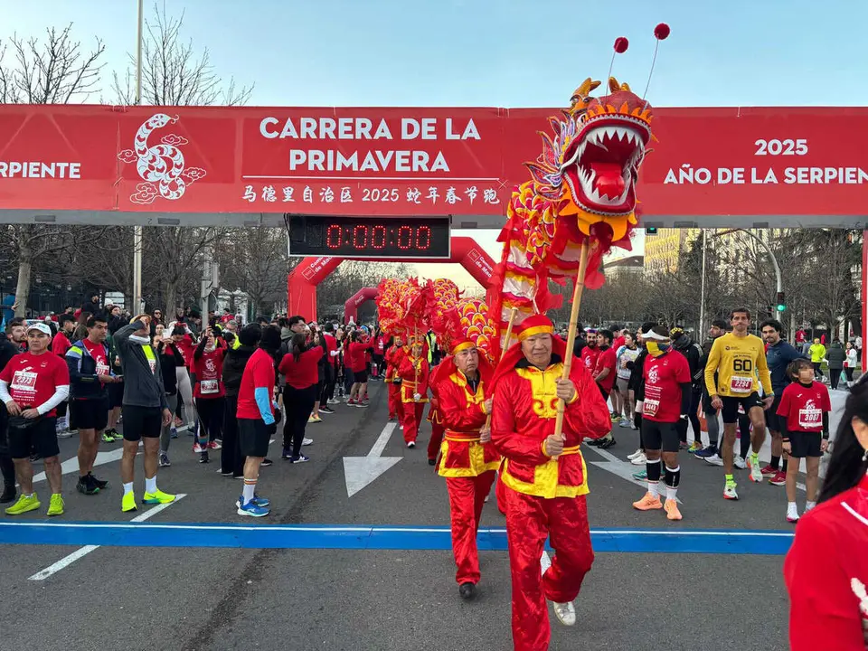 Archivo - Decenas de personas durante la Carrera de la Primavera, a 9 de febrero de 2025, en Madrid (Espa&ntilde;a).